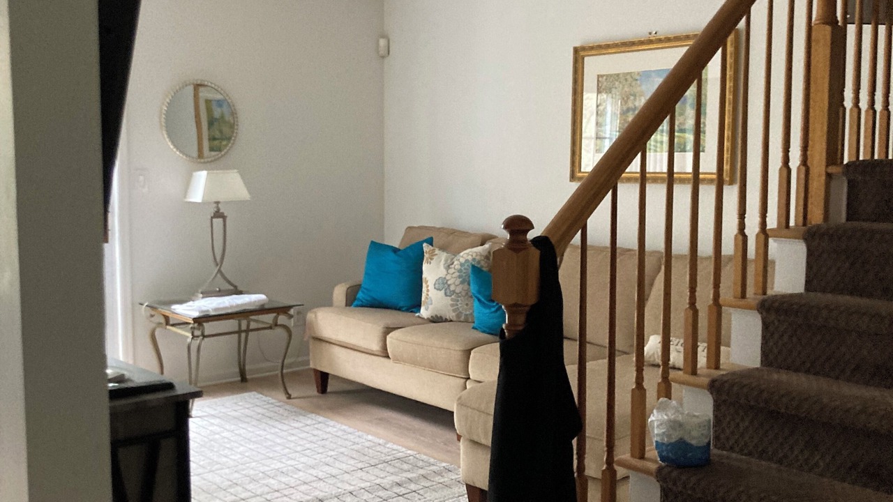 Photo of Livingroom in Berkeley Heights