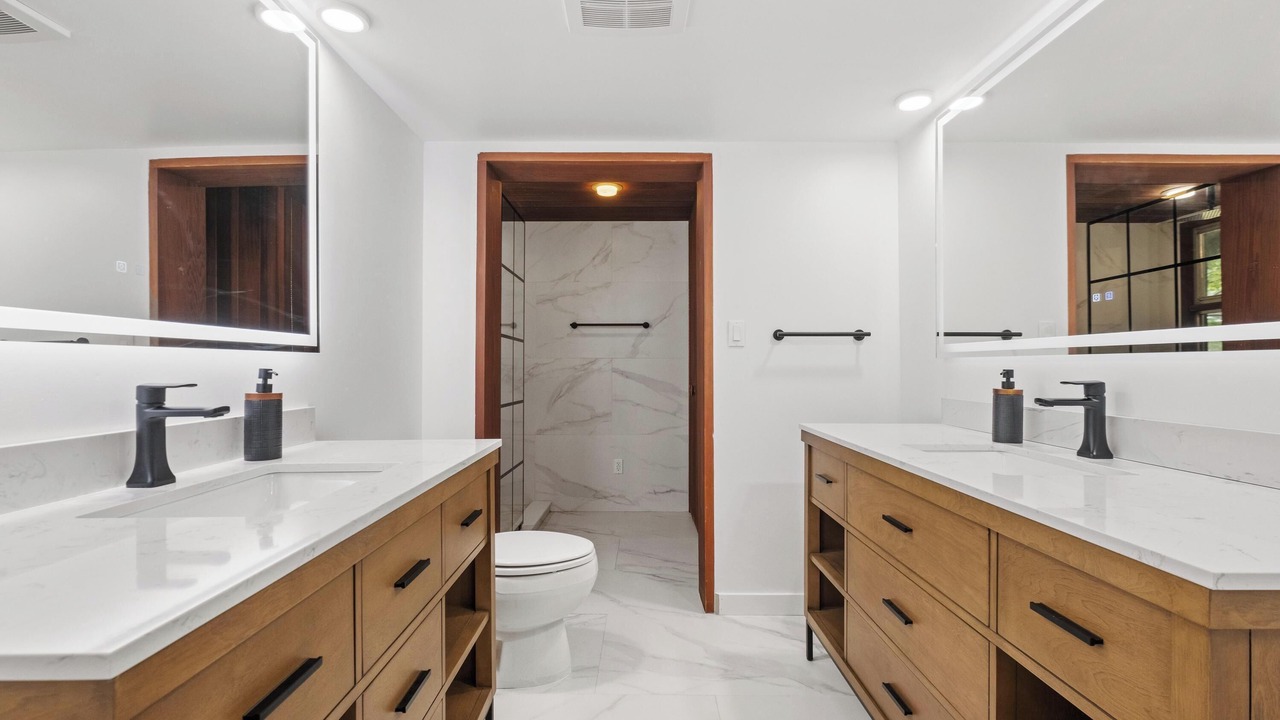 Photo of Bathroom in Weirton