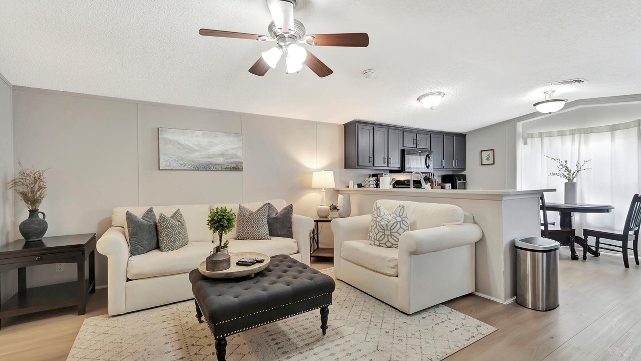 Photo of Livingroom in Pasadena