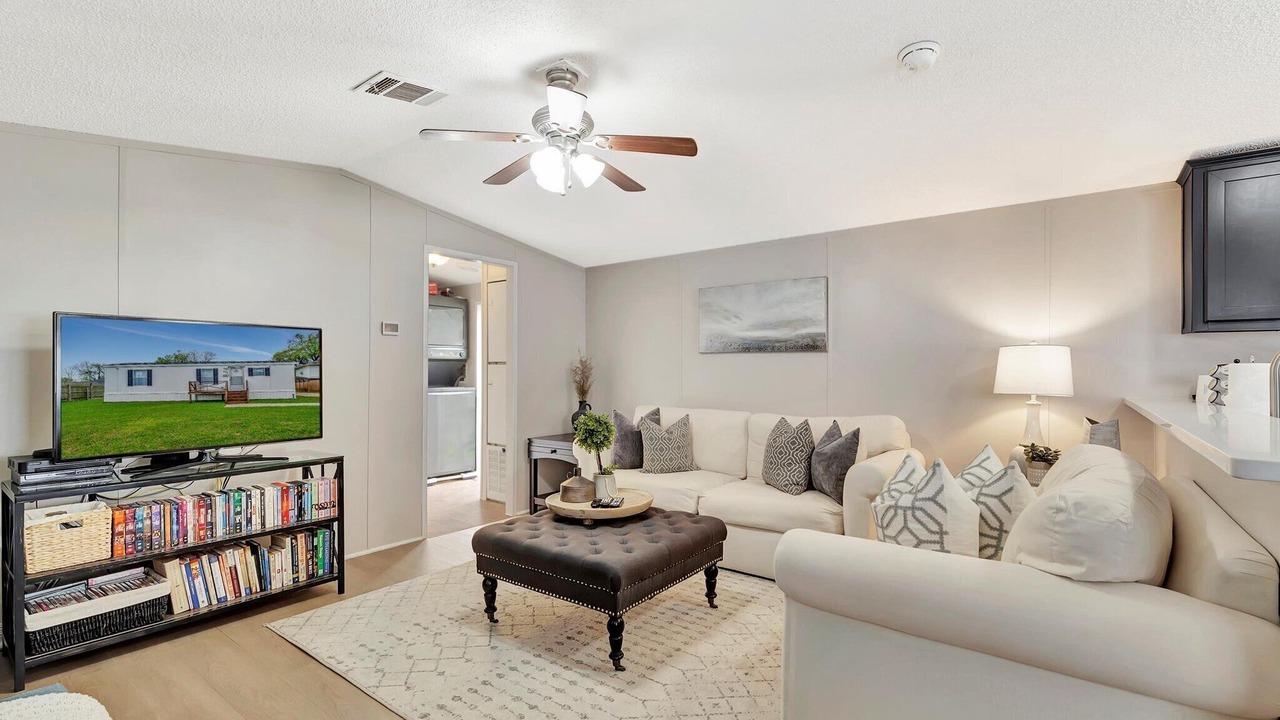 Photo of Livingroom in Pasadena