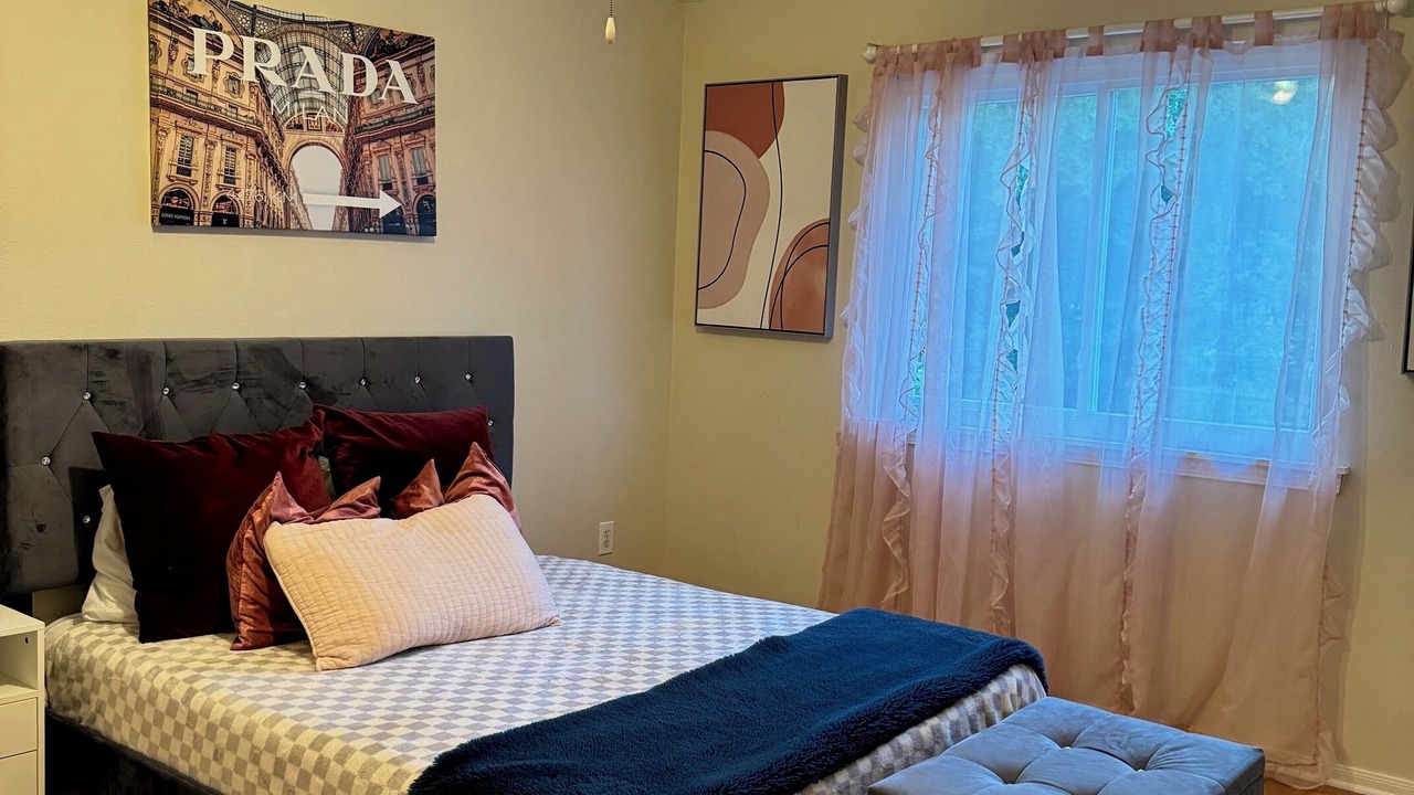 Photo of Bedroom in Sugar Land