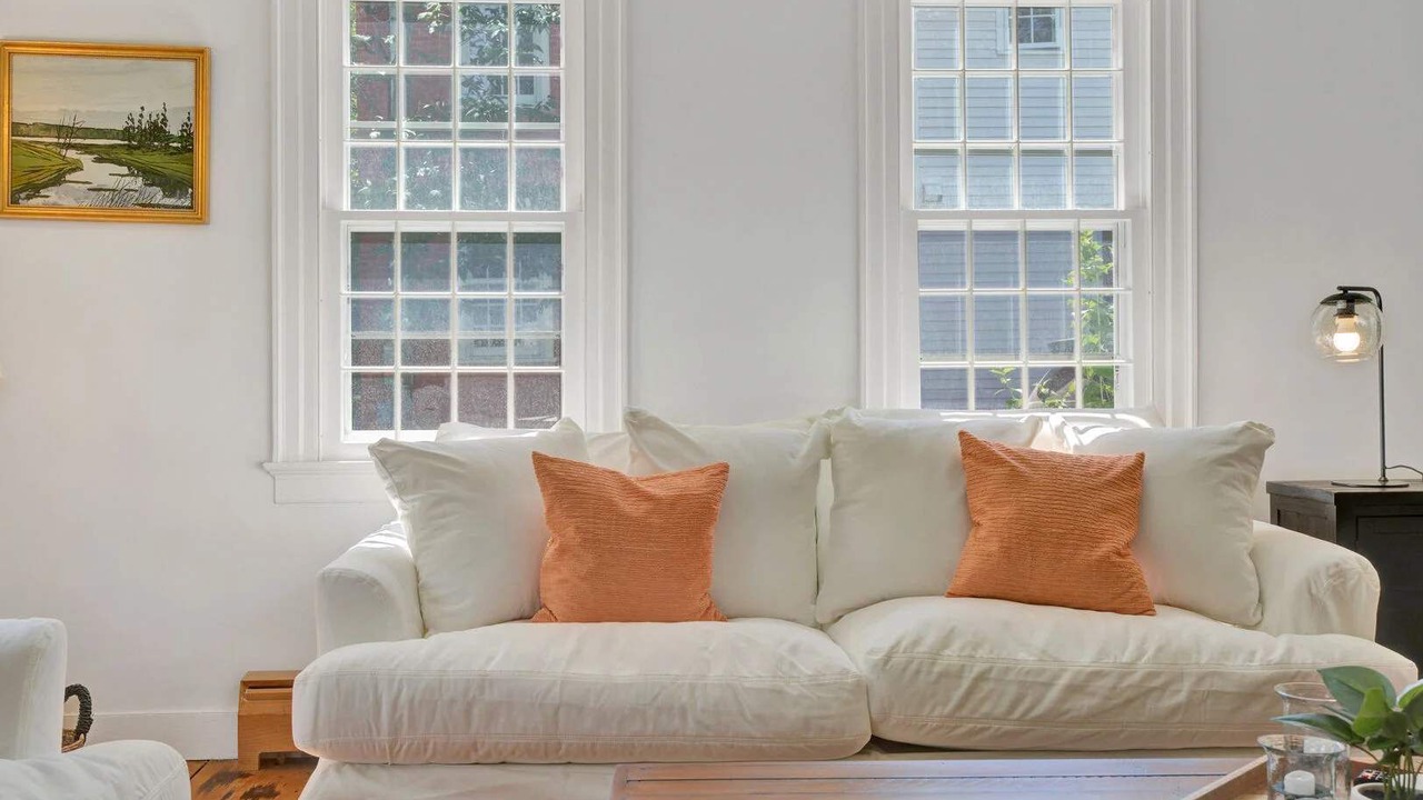 Photo of Livingroom in South Woodstock