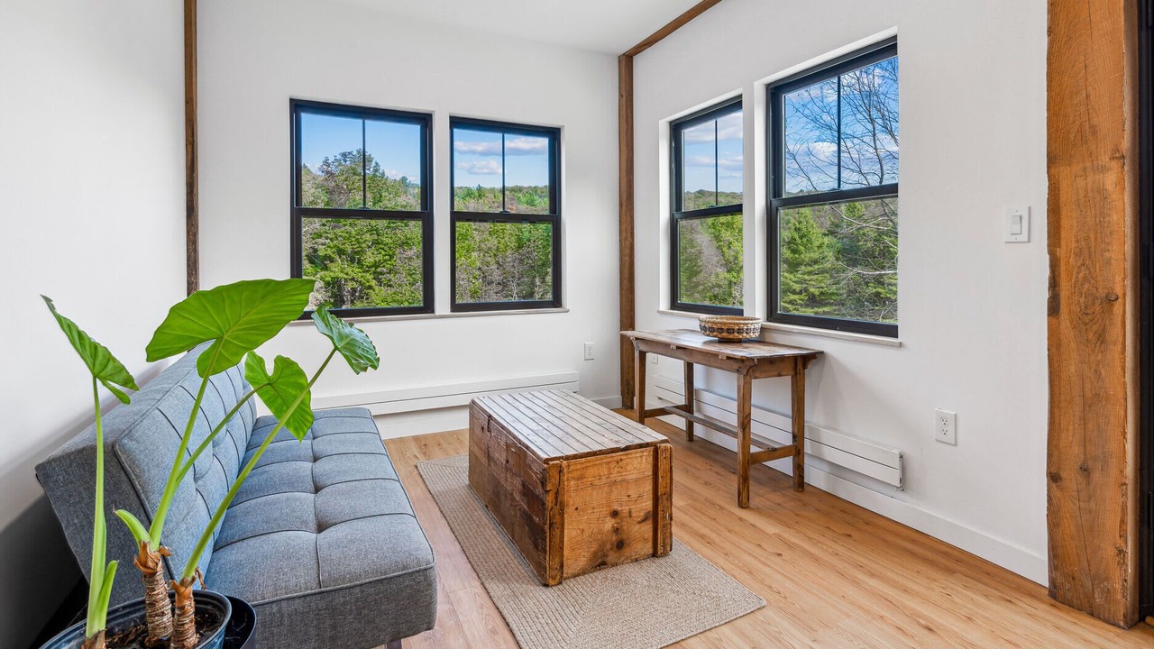 Photo of Livingroom in Barnard
