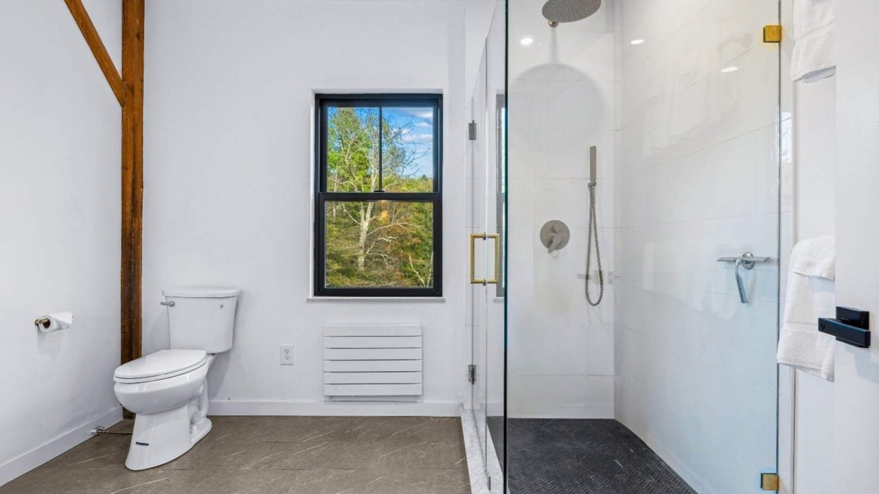 Photo of Bathroom in Barnard