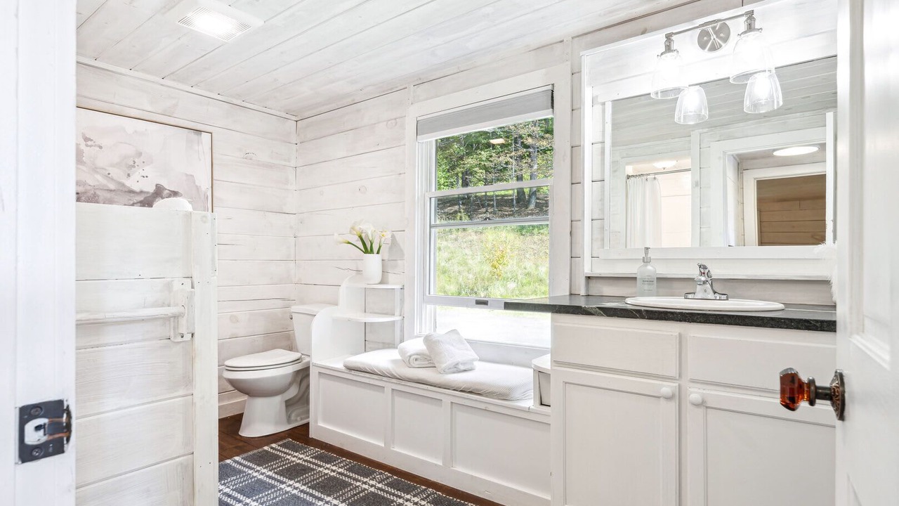 Photo of Bathroom in Woodstock