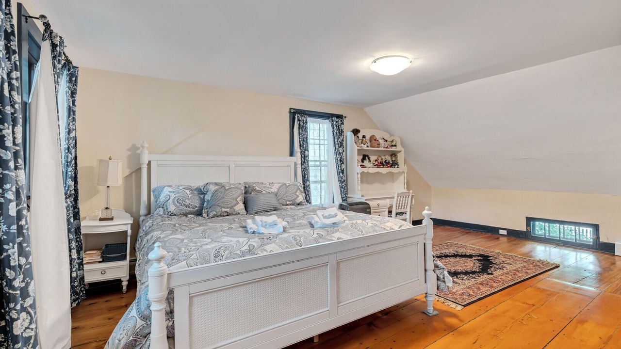 Photo of Bedroom in Woodstock