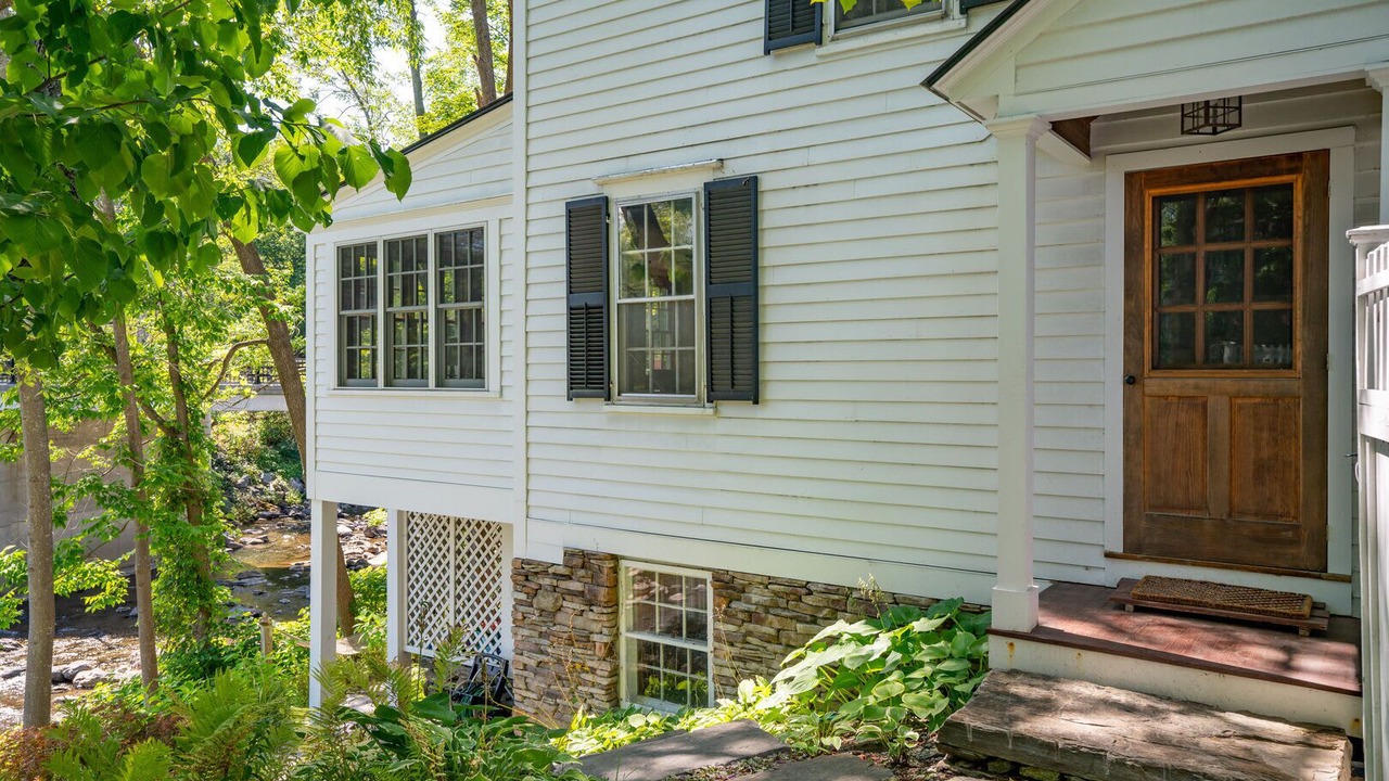 Photo of Outdoor in Woodstock