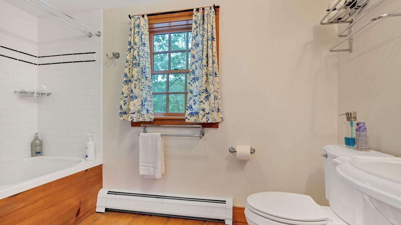 Photo of Bathroom in Woodstock