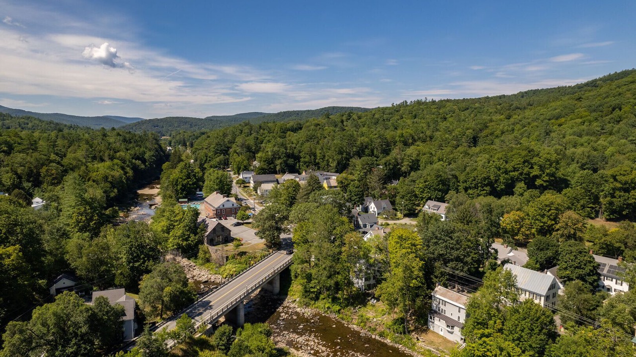 Photo of Outdoor in Woodstock