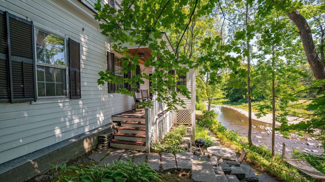 Photo of Outdoor in Woodstock