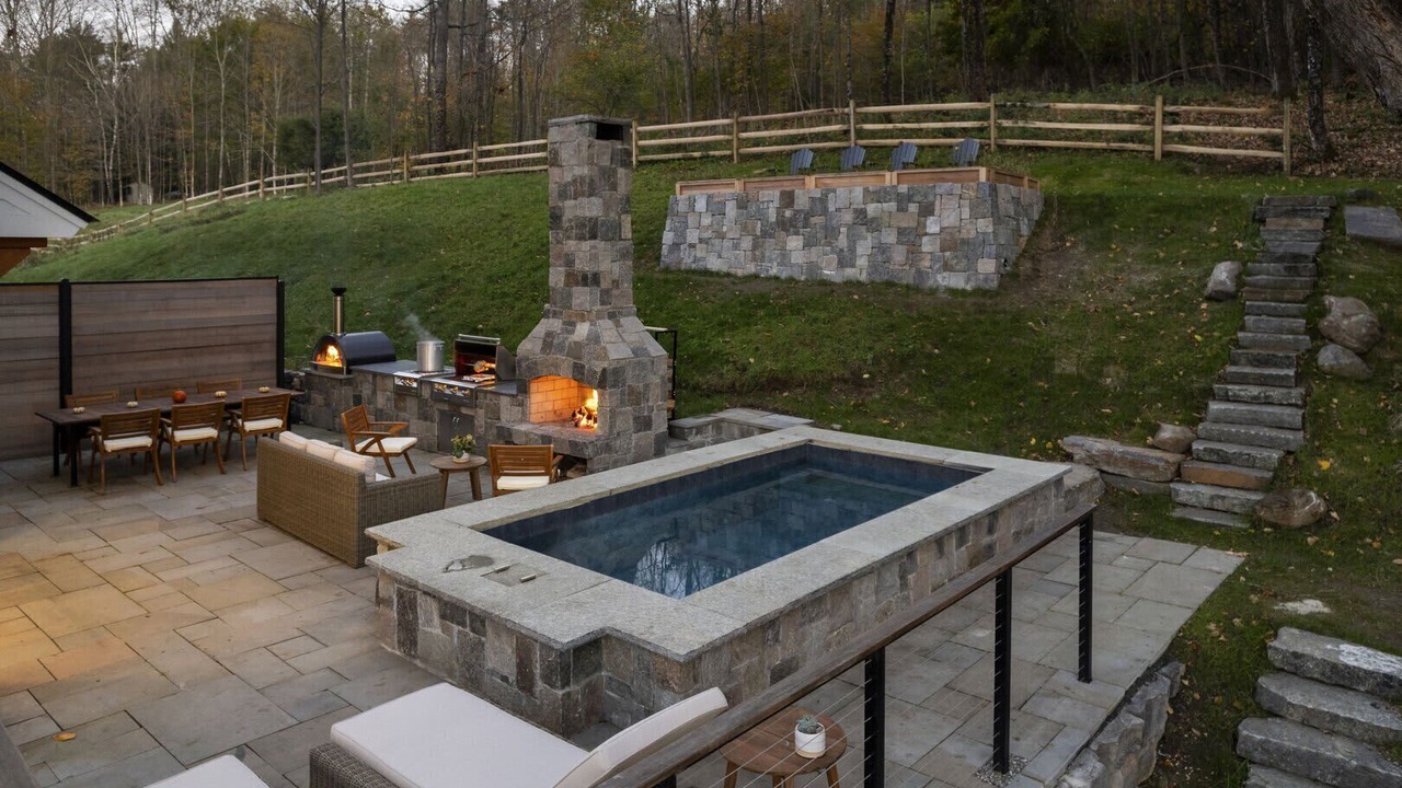 Photo of Outdoor in Woodstock