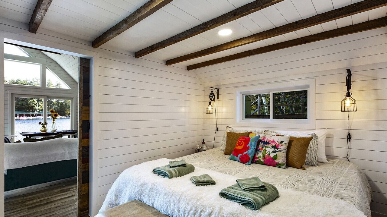 Photo of Bedroom in Newbury