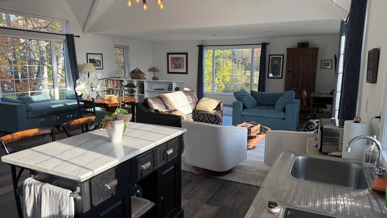 Photo of Livingroom in Weston