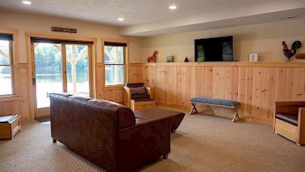 Photo of Livingroom in Weare