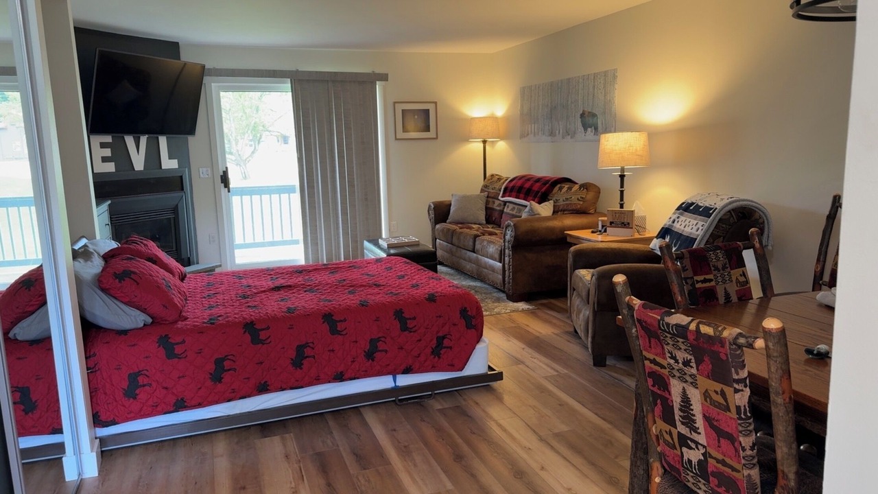 Photo of Bedroom in Ellicottville