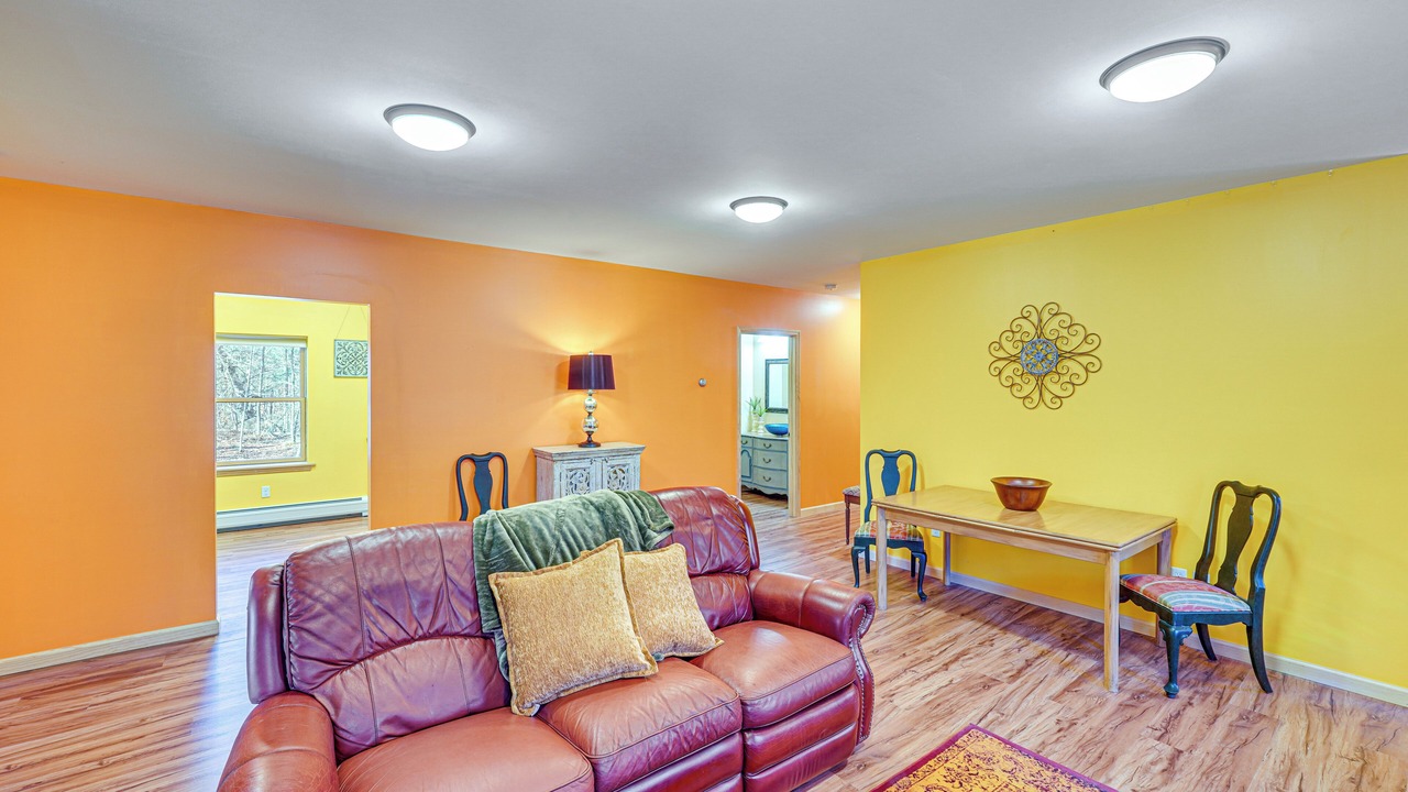 Photo of Livingroom in Hyde Park