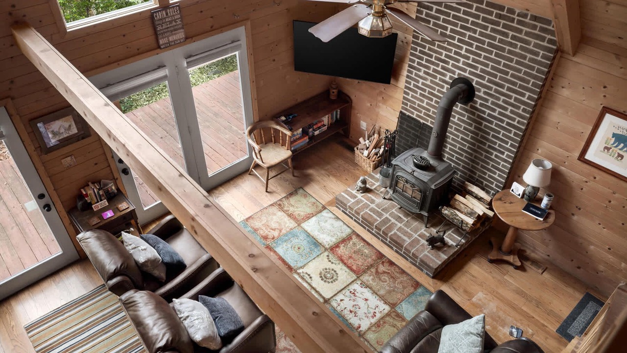 Photo of Livingroom in Hedgesville