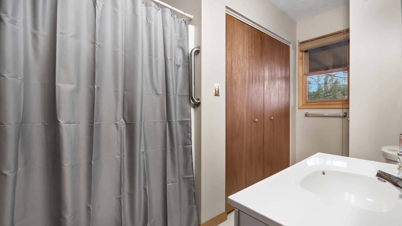 Photo of Bathroom in Hedgesville