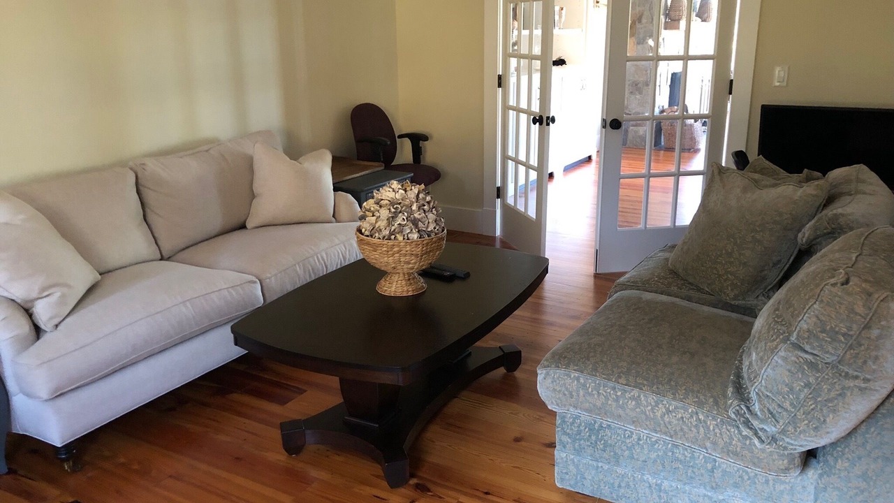 Photo of Livingroom in West Falmouth