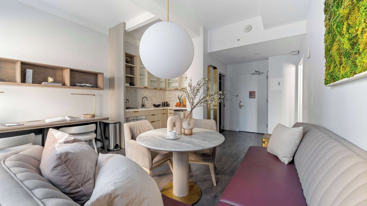 Photo of Livingroom in Financial District