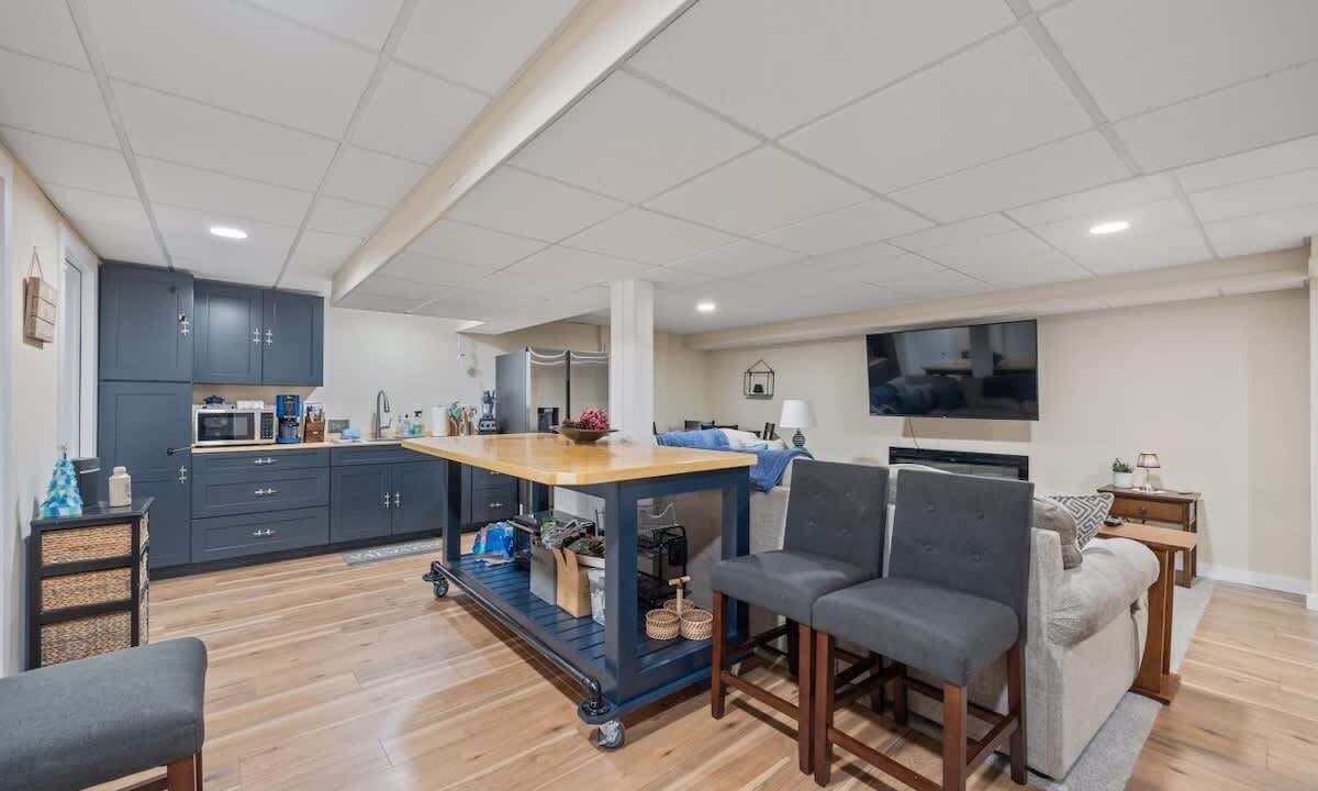 Photo of Livingroom in Barrington