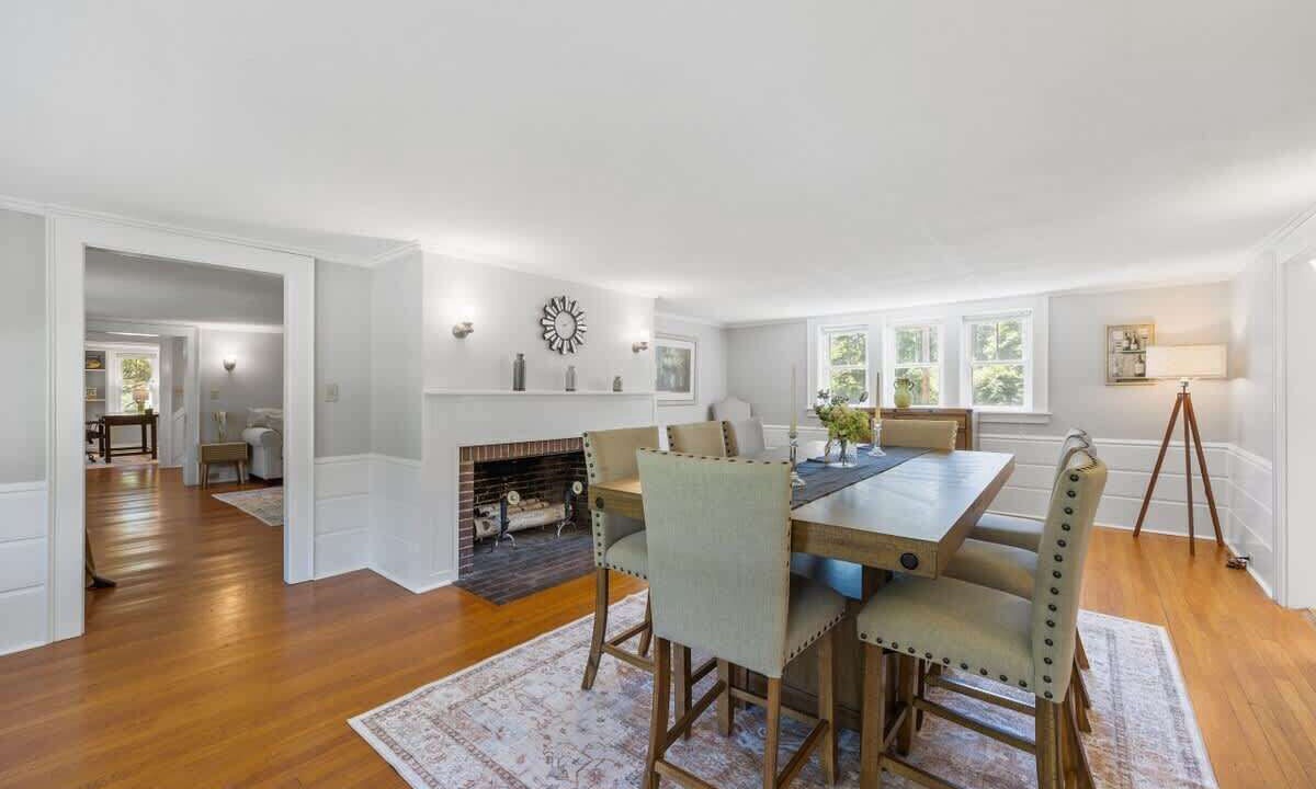 Photo of Livingroom in Concord