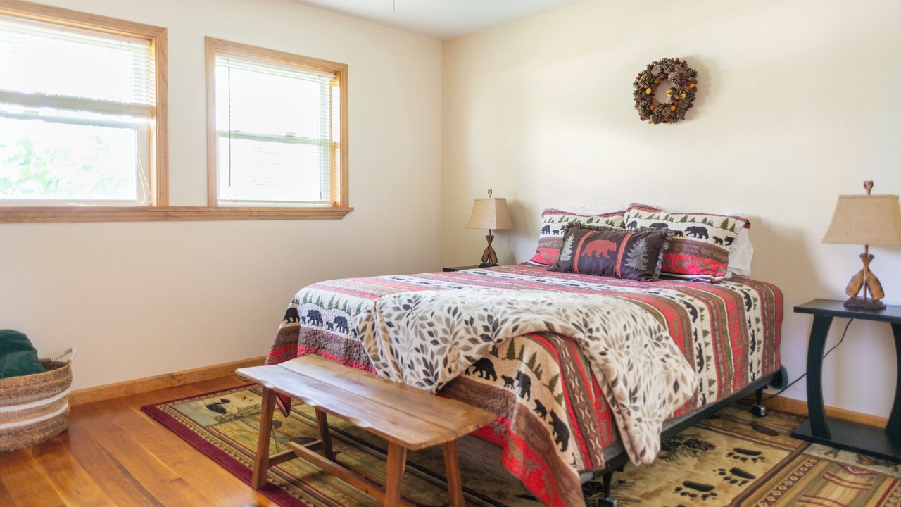 Photo of Bedroom in Broadalbin
