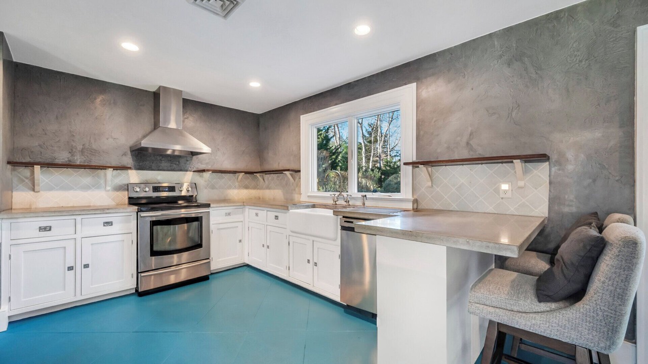 Photo of Kitchen in North Sea