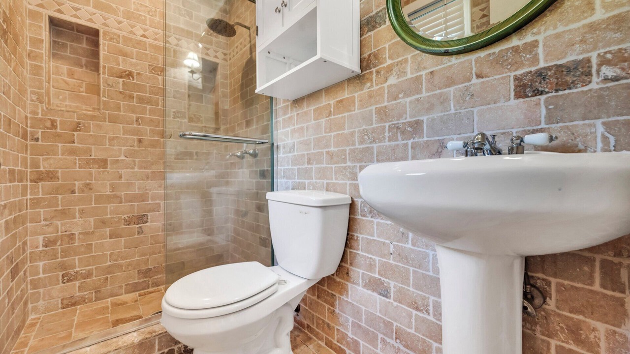 Photo of Bathroom in North Sea
