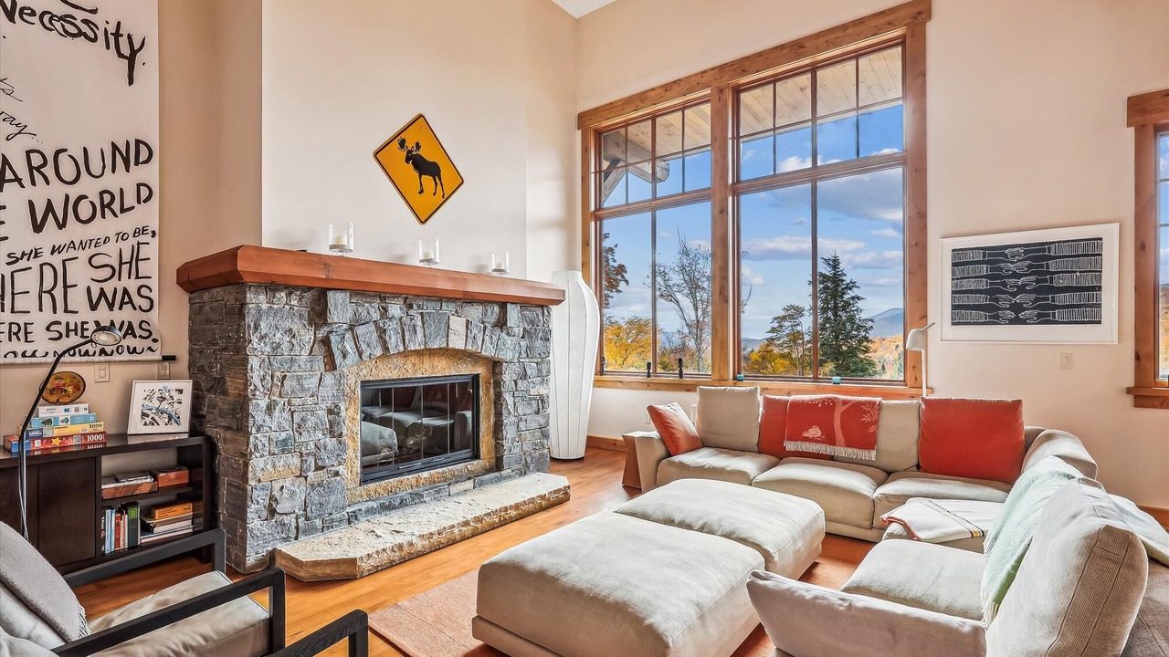 Photo of Livingroom in Stowe Area