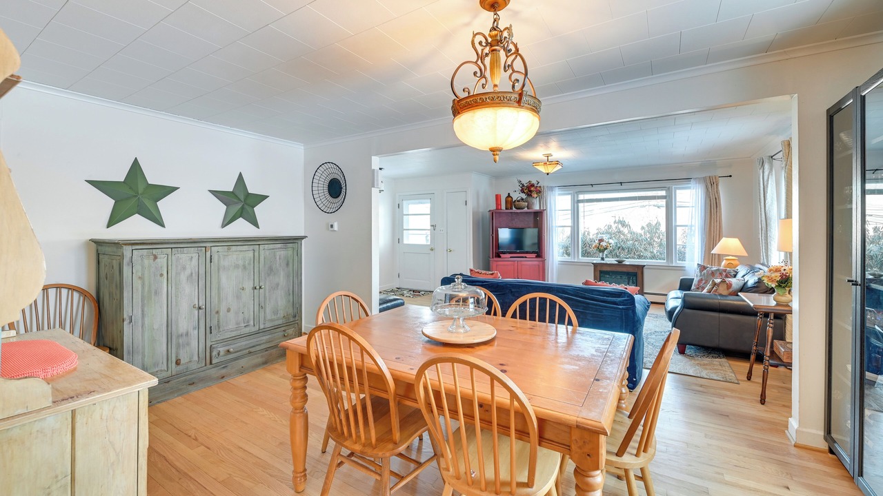 Photo of Livingroom in North Creek