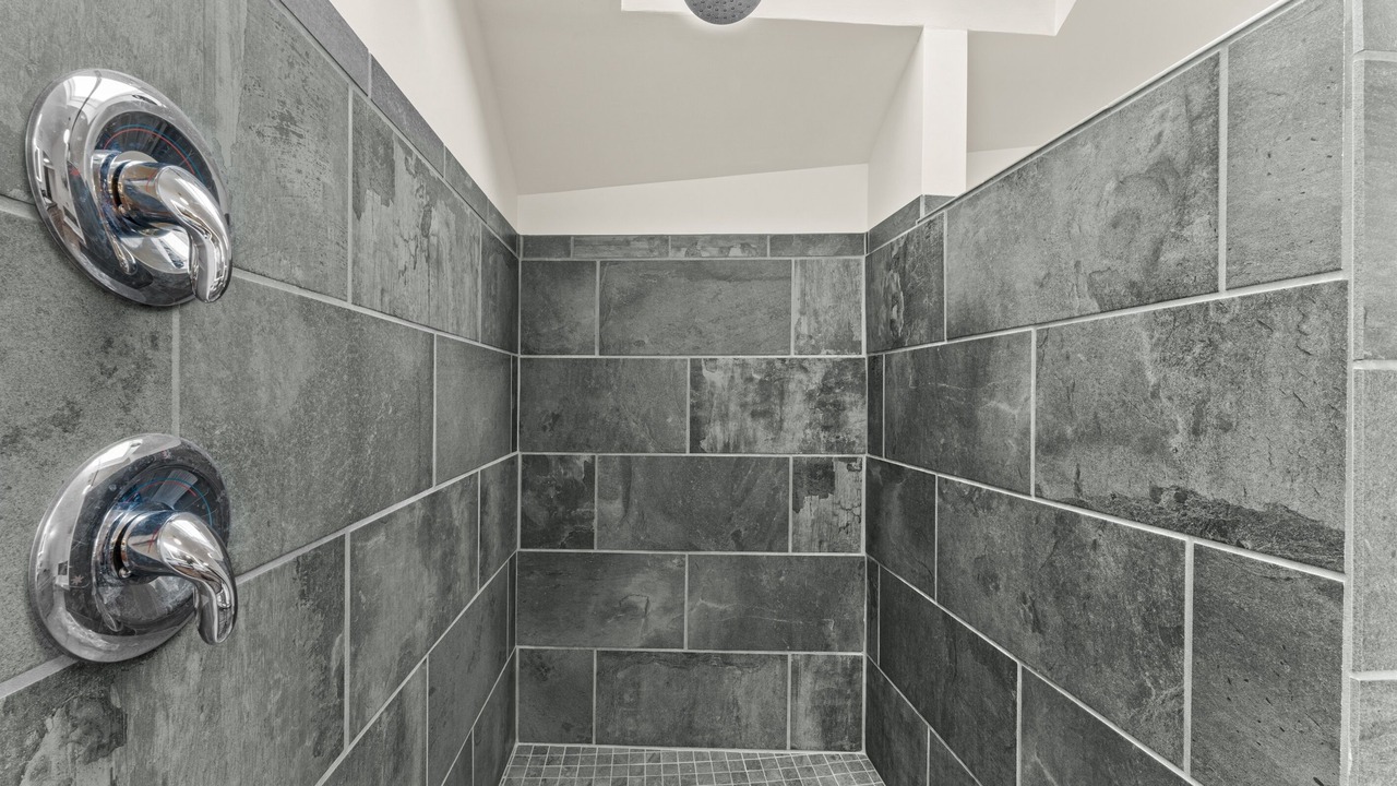 Photo of Bathroom in Bridgewater Corners