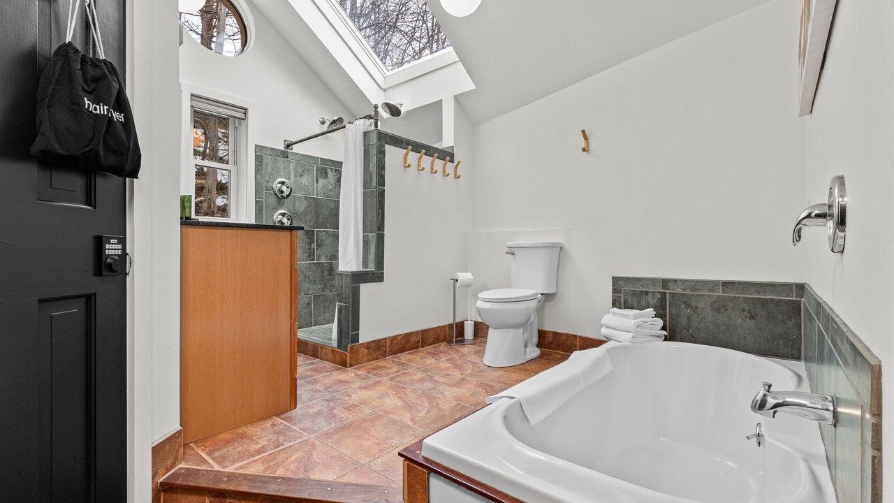 Photo of Bathroom in Bridgewater Corners