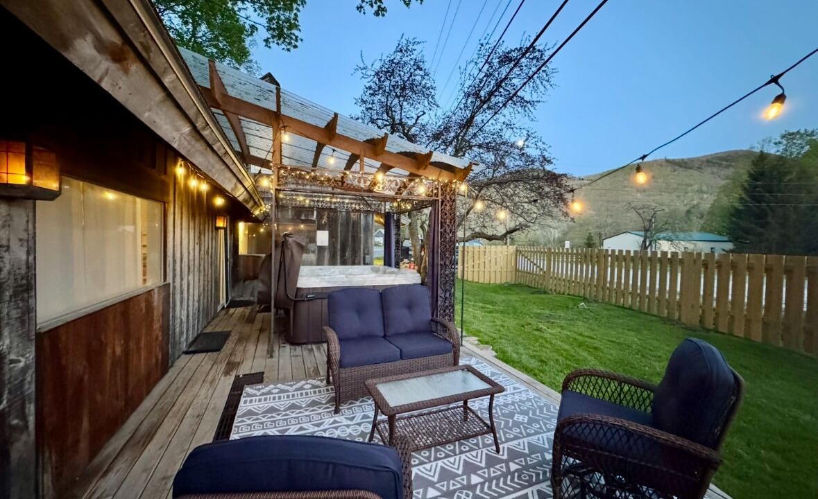 Photo of Patio Balcony in Bridgewater Corners