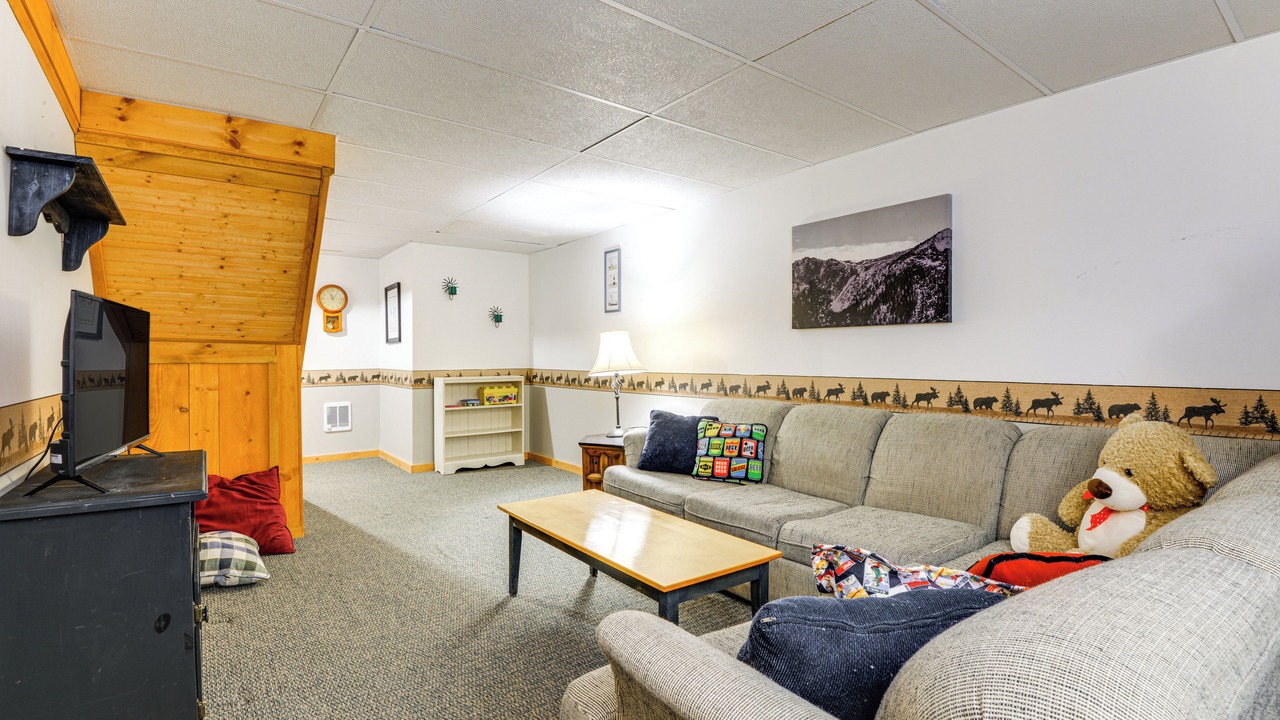 Photo of Livingroom in East Dover
