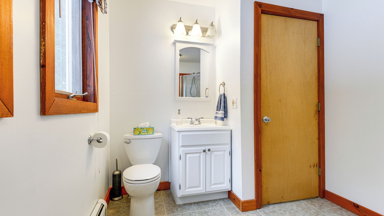 Photo of Bathroom in East Dover