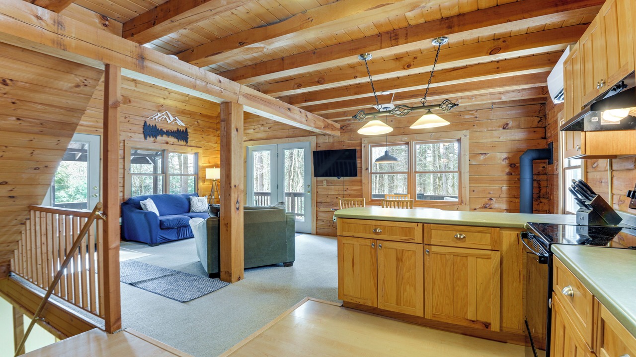Photo of Livingroom in Stoddard