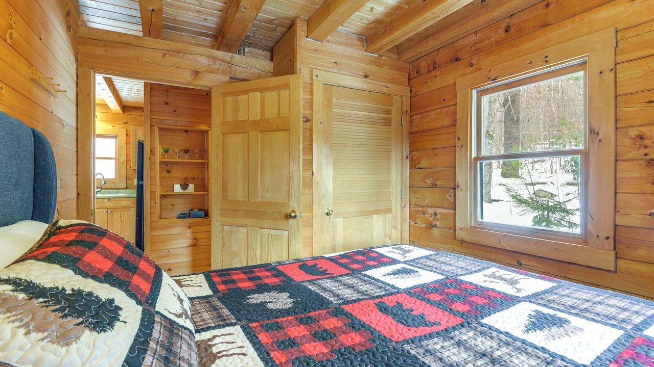Photo of Bedroom in Stoddard