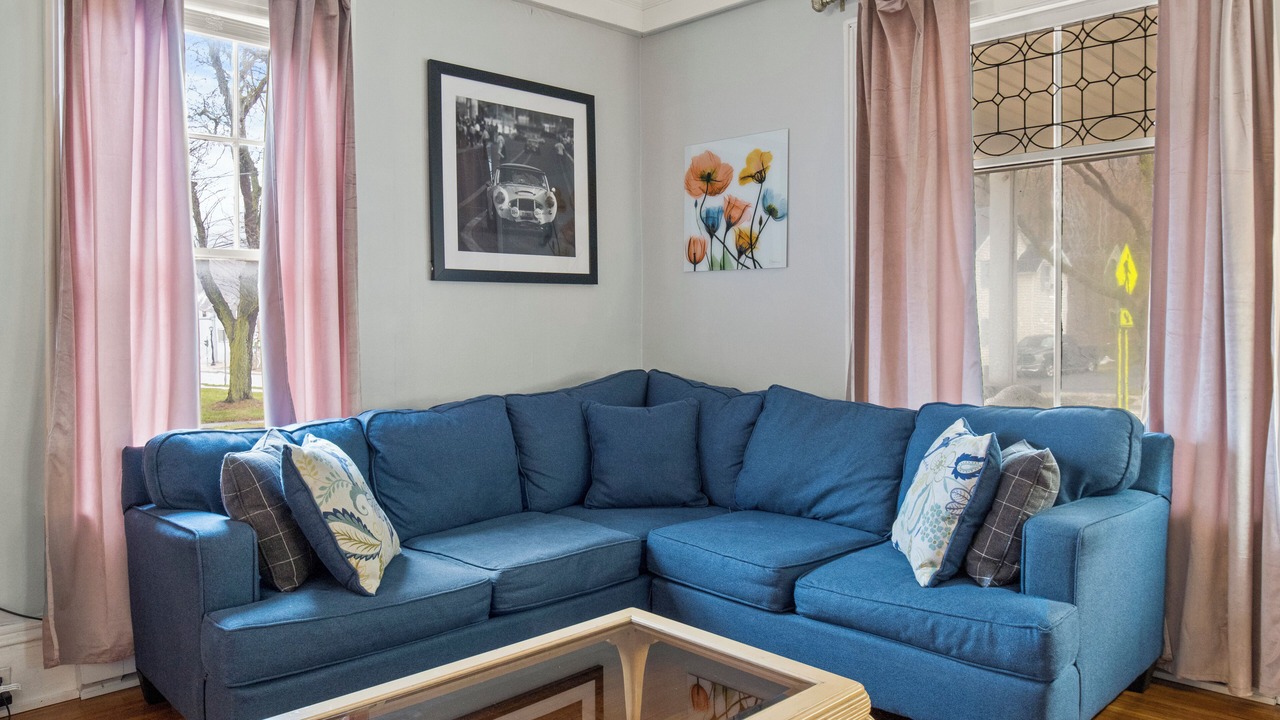Photo of Livingroom in Watkins Glen