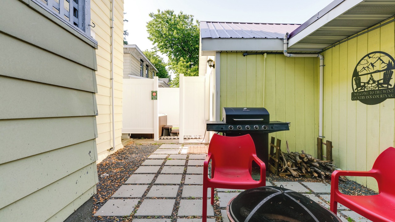 Photo of Patio Balcony in Watkins Glen