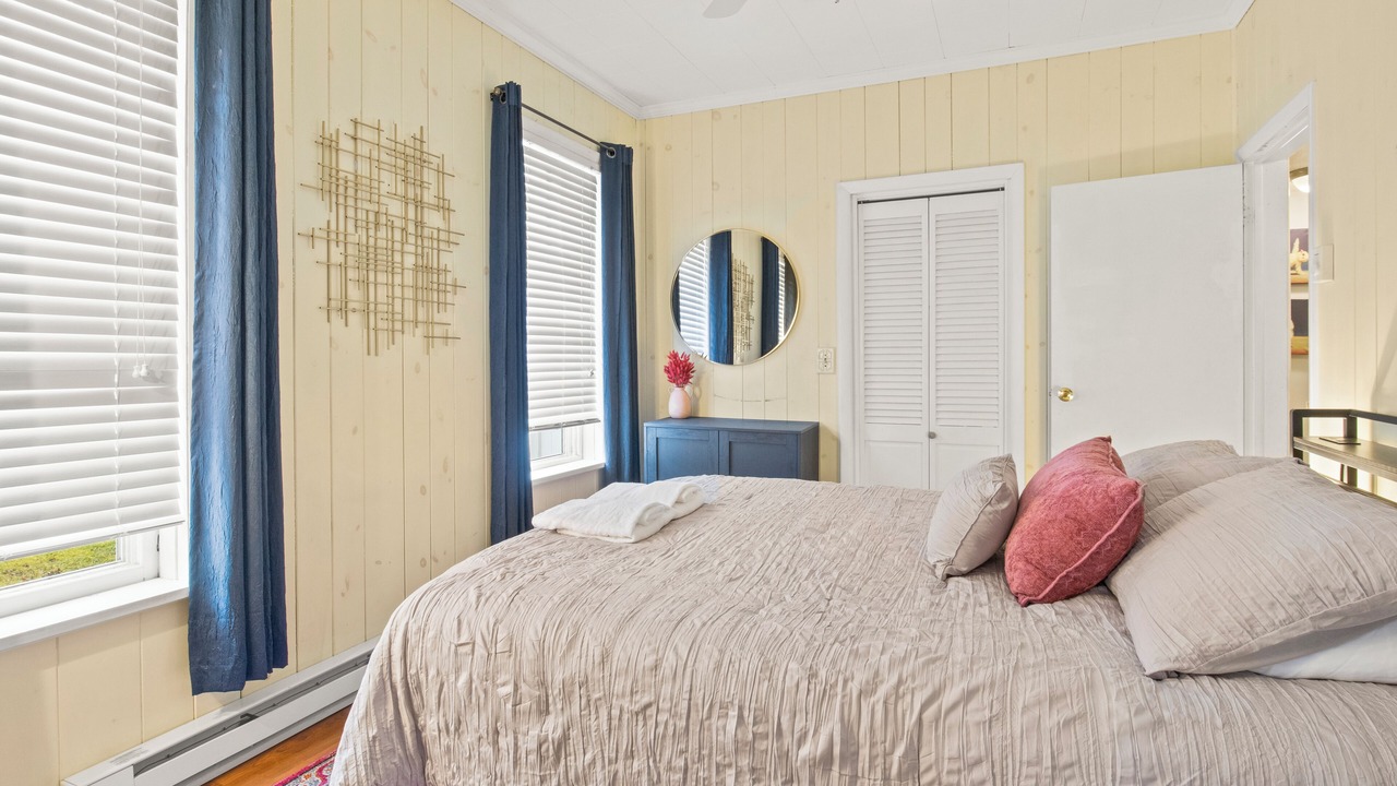 Photo of Bedroom in Watkins Glen