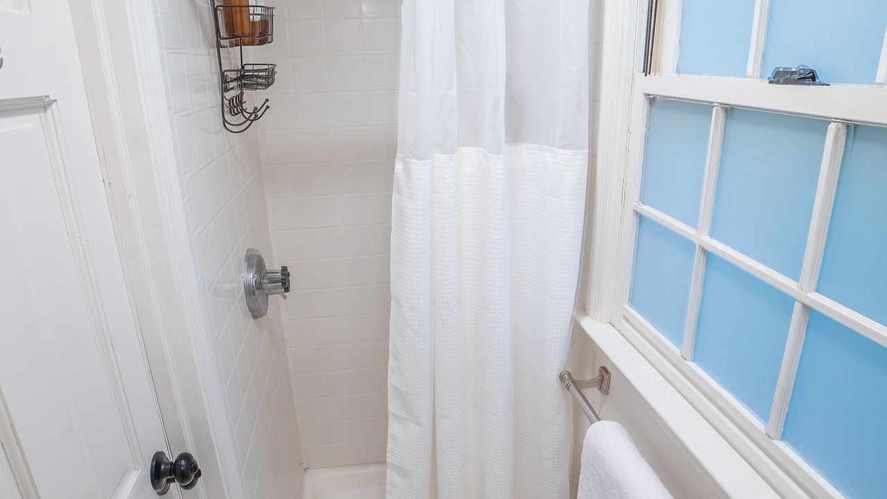 Photo of Bathroom in Etlan
