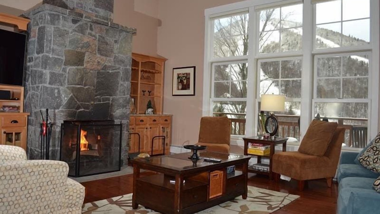 Photo of Livingroom in Central Vermont- Killington