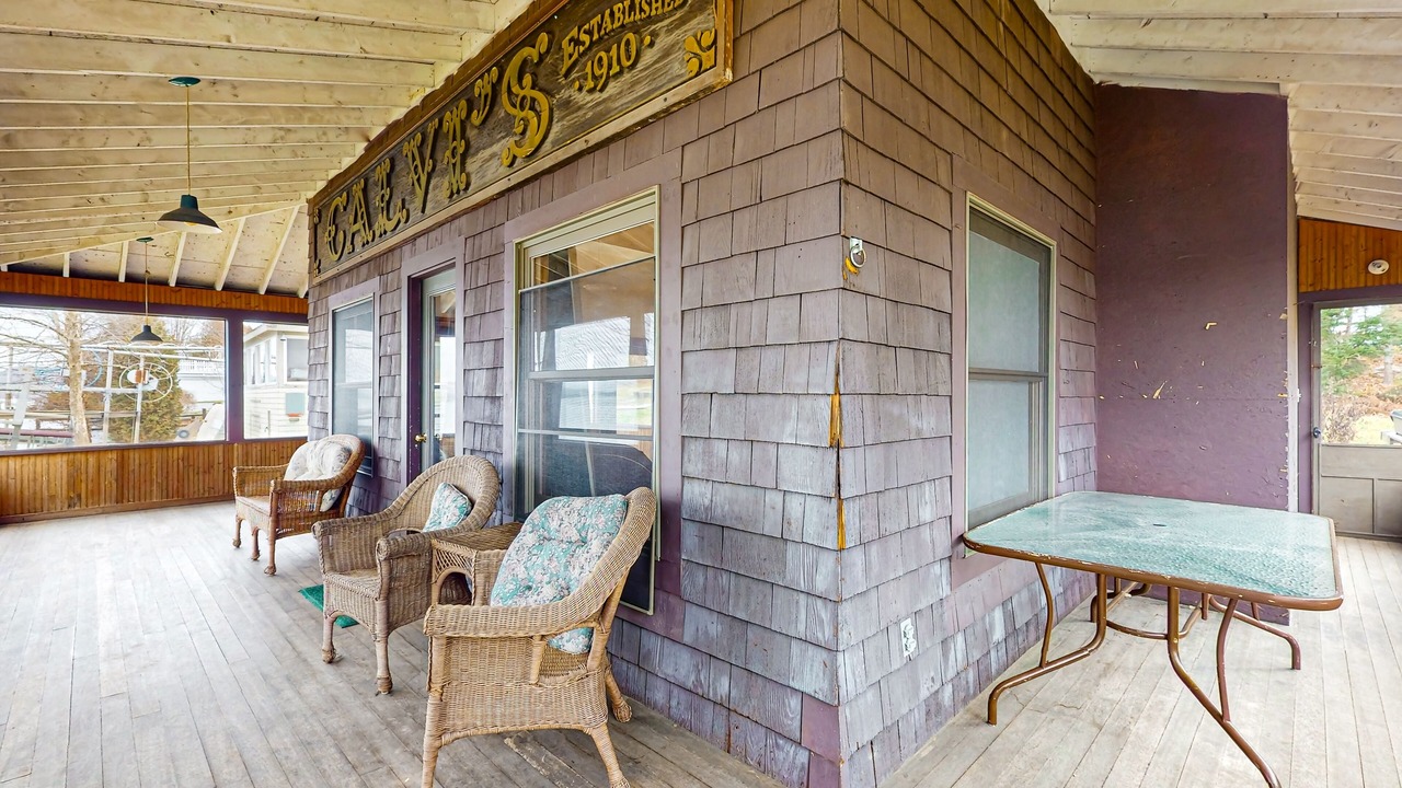 Photo of Patio Balcony in Neshobe Beach