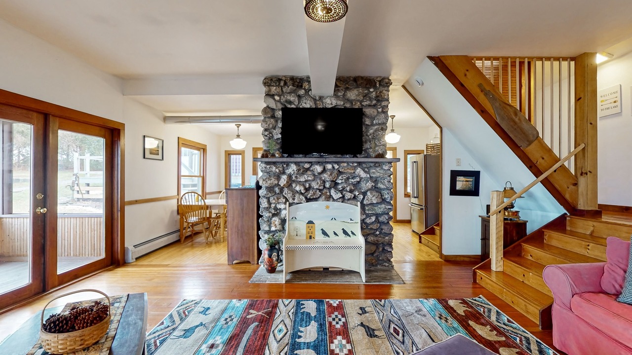 Photo of Livingroom in Neshobe Beach