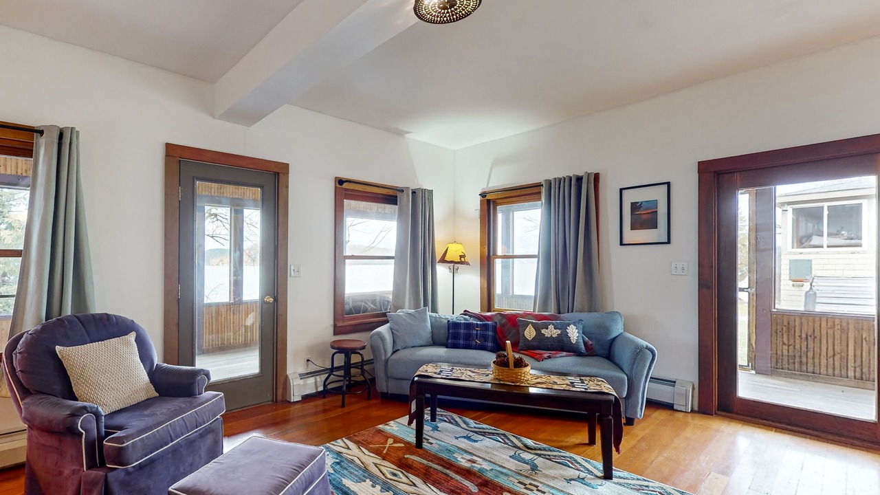 Photo of Livingroom in Neshobe Beach
