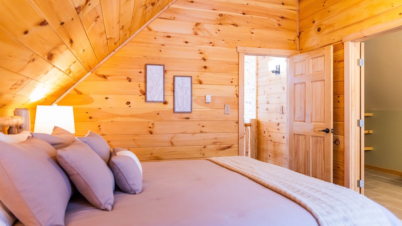 Photo of Bedroom in Schenevus