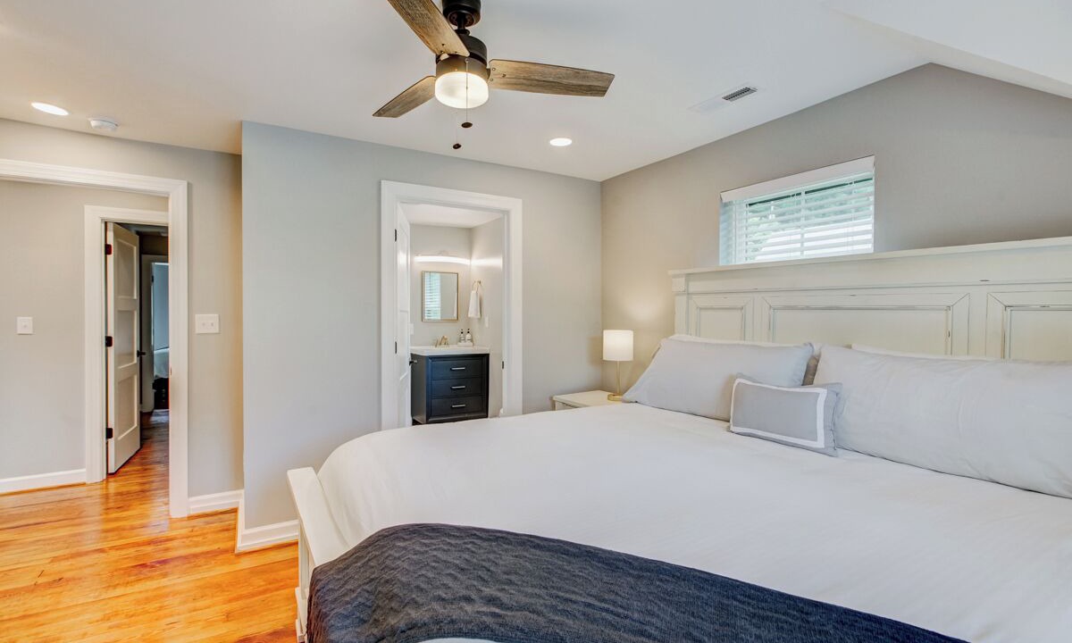 Photo of Bedroom in Hot Springs
