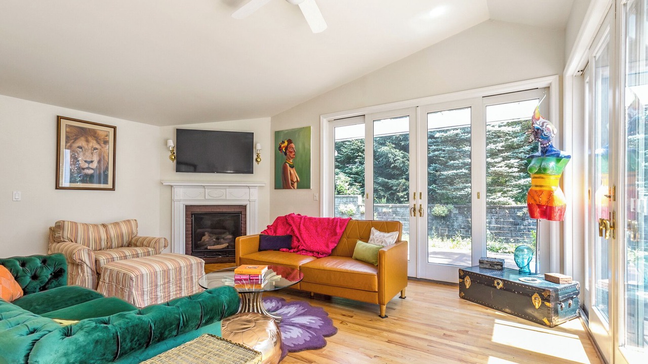 Photo of Livingroom in Rhinebeck