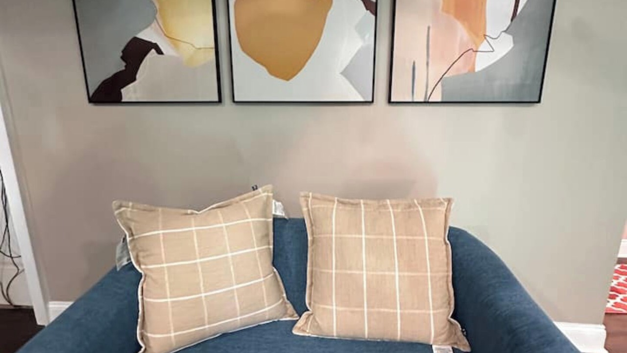 Photo of Livingroom in North Valley Stream